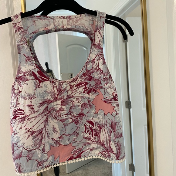 Crop top - Picture 3 of 4